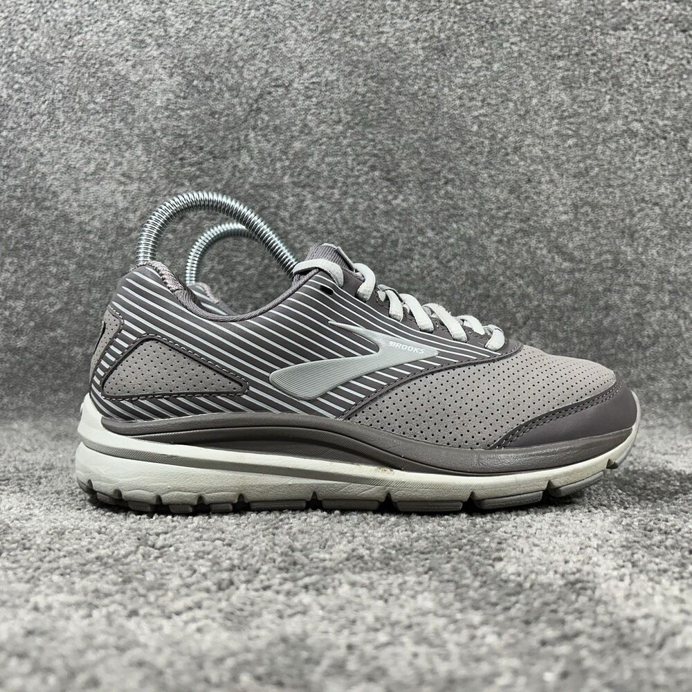 Brooks Addiction WLK Women’s Size 7 Purple Oyster Walking Running Shoes Used